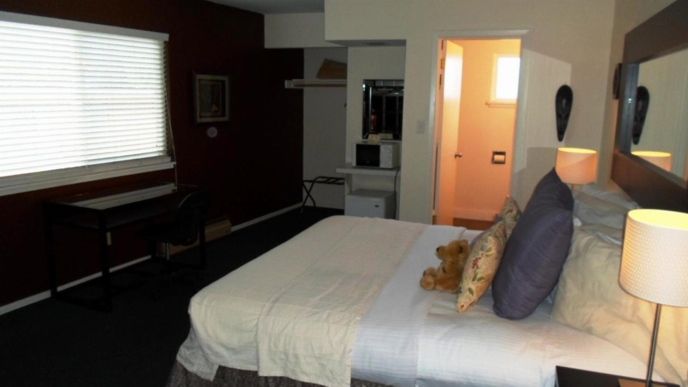 Paradice Motel Image 39